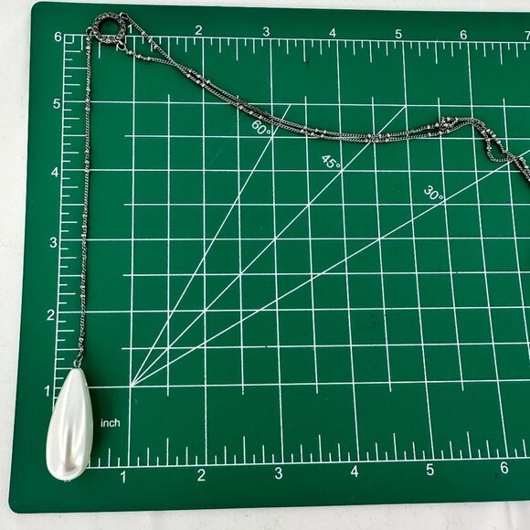 Simply Vera Vera Wang Black Tone Simulated Pearl Y NecklaceSimply Vera Vera Wang - Picture 10 of 10